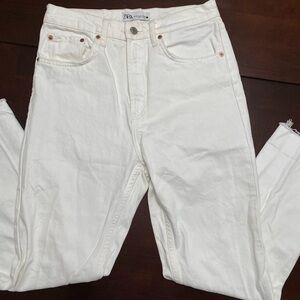 Zara White High Waisted Kick Flare Jeans, Size 8, 26” Inseam
